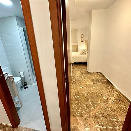 Habitacion Confort Centro Para 2 Personas Granada Esterno foto