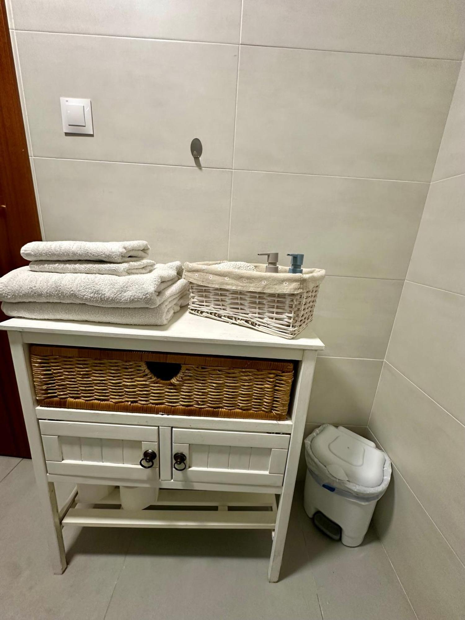 Habitacion Confort Centro Para 2 Personas Granada Esterno foto