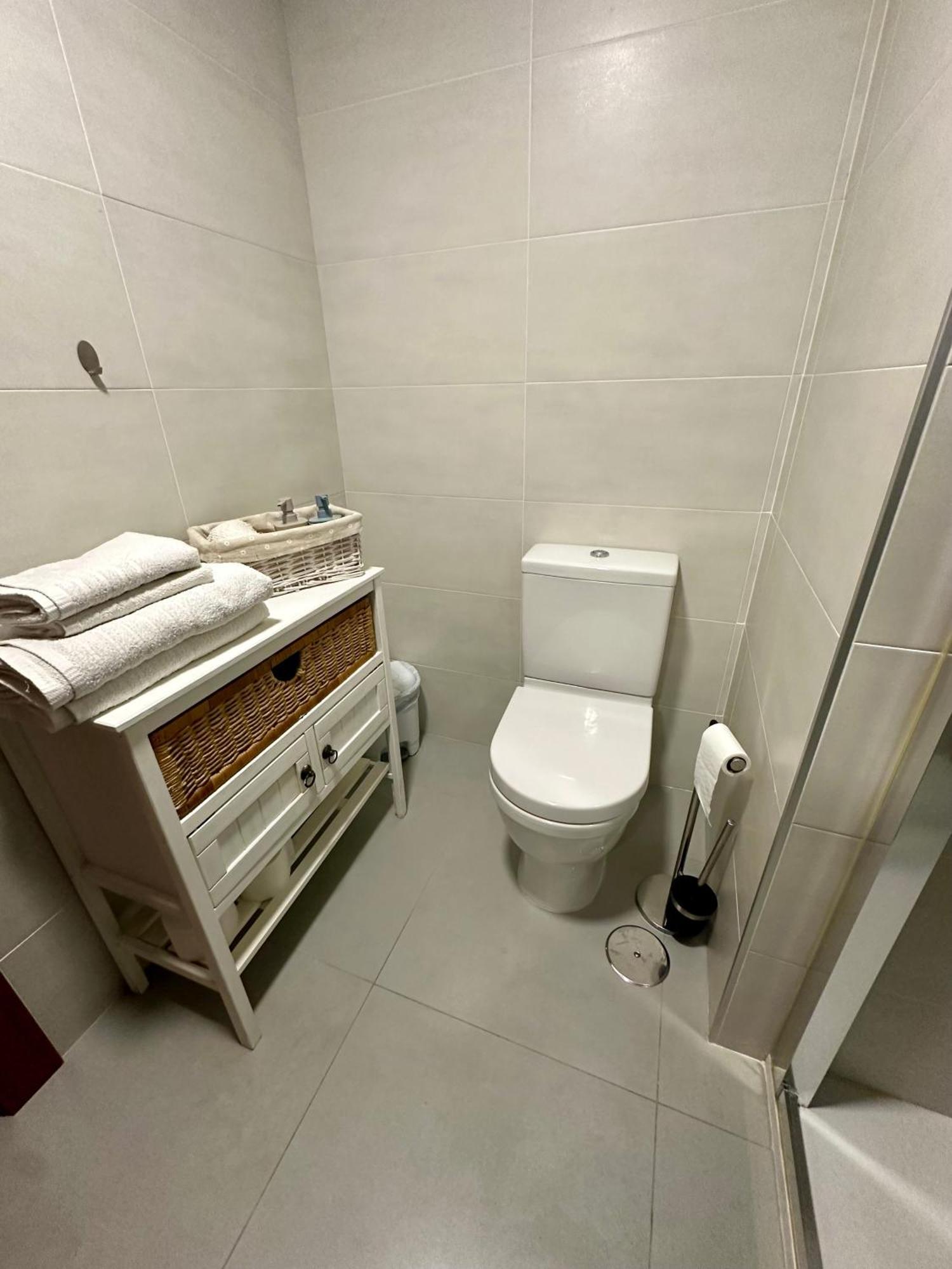 Habitacion Confort Centro Para 2 Personas Granada Esterno foto