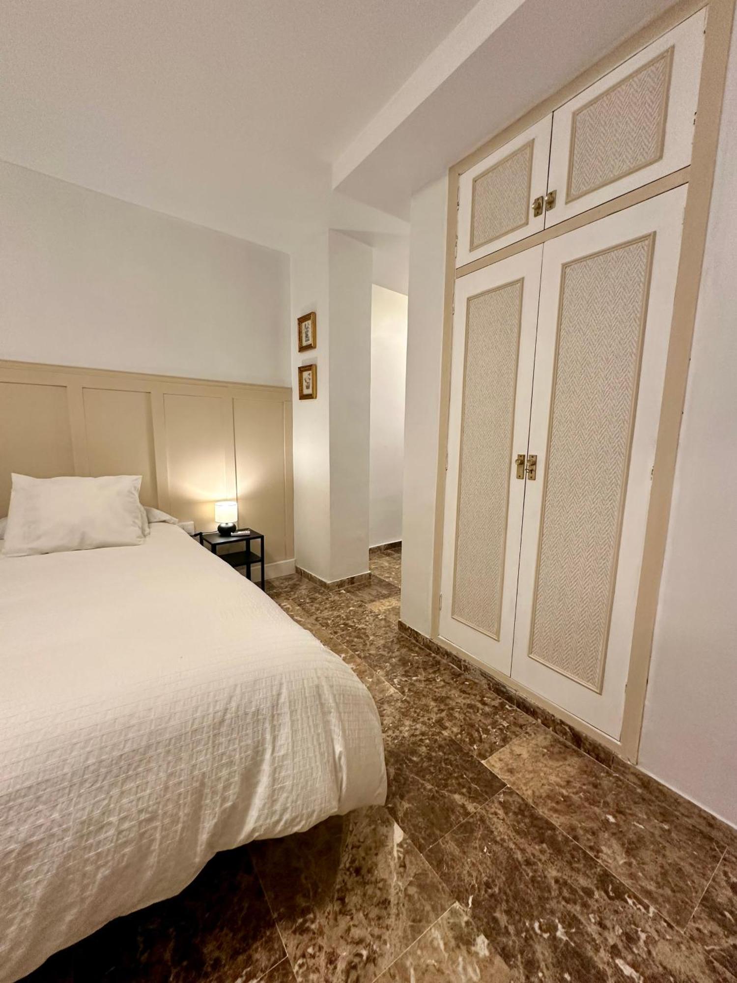 Habitacion Confort Centro Para 2 Personas Granada Esterno foto