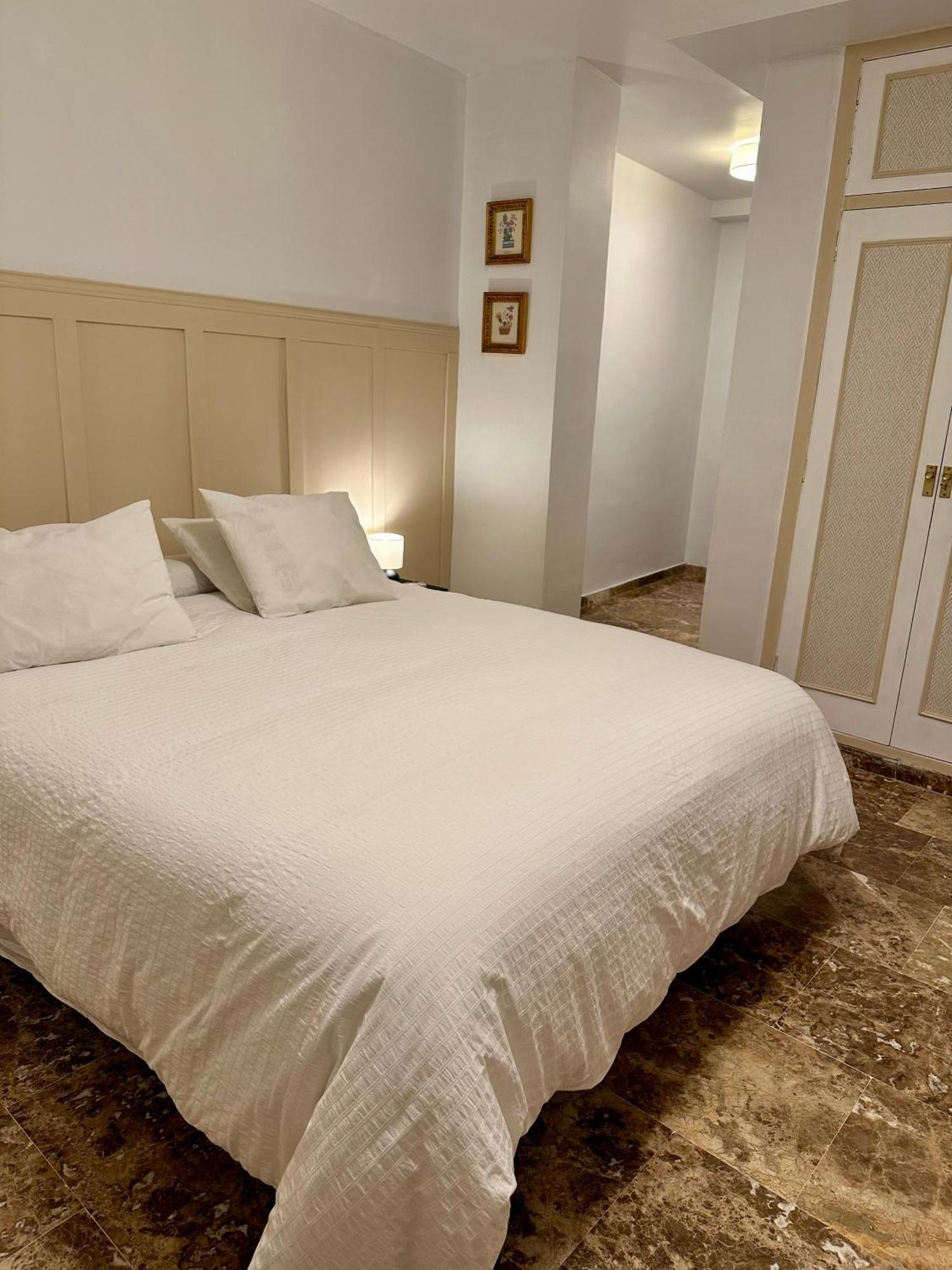Habitacion Confort Centro Para 2 Personas Granada Esterno foto